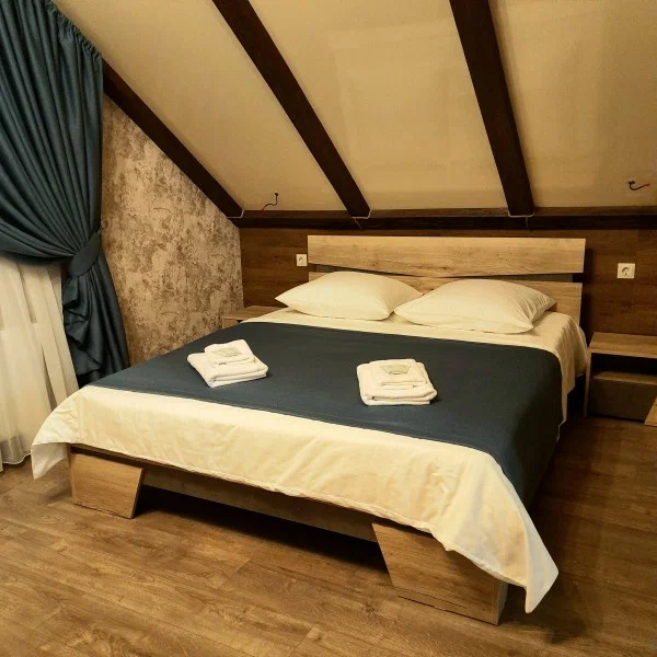 Двухкомнатные апартаменты с собственной кухней и балконом